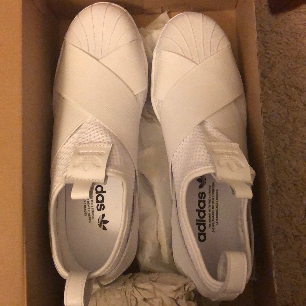 NWOT adidas slip on